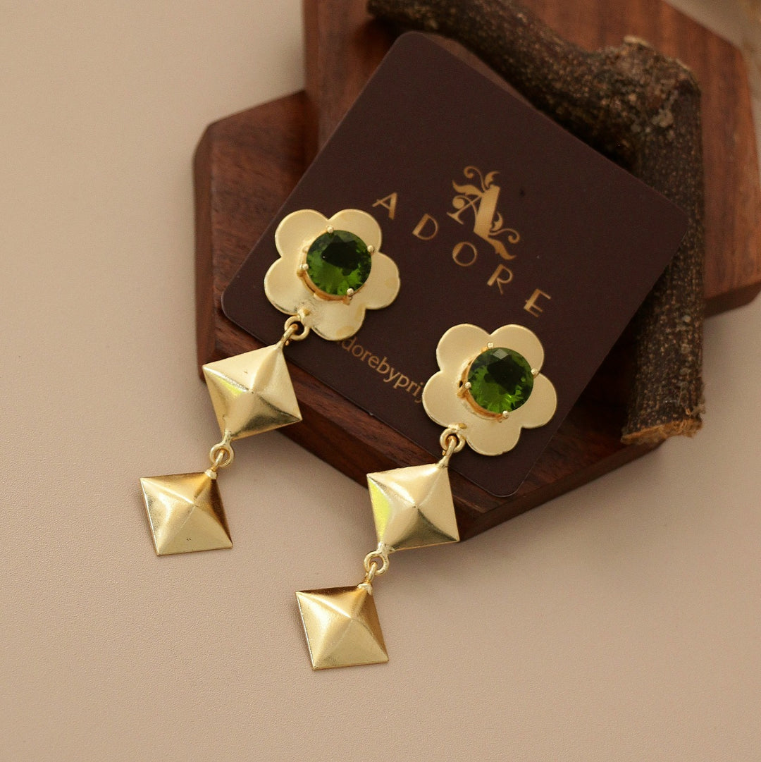 Waney Dual Diamond Flower Glossy Earring