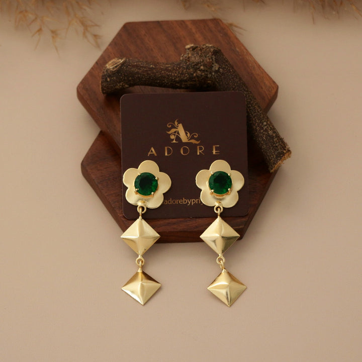 Waney Dual Diamond Flower Glossy Earring