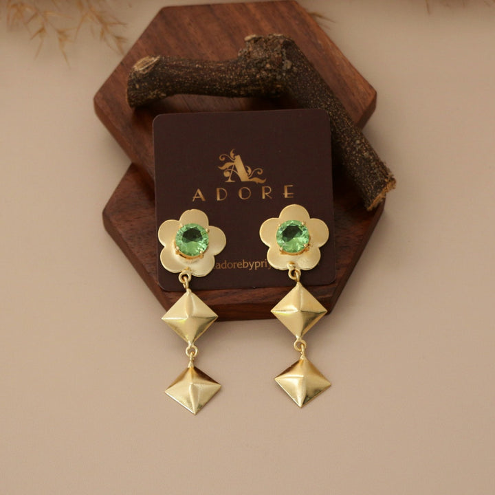 Waney Dual Diamond Flower Glossy Earring