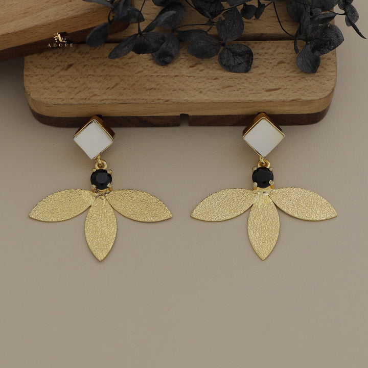 Liberty Tri Leaf Glossy Diamond Earring