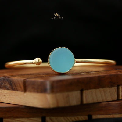 Ainoha Front Open Bangle