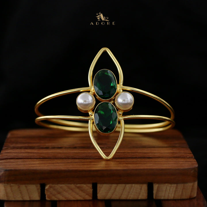 Rezzel Oval Glossy Pearl Bangle