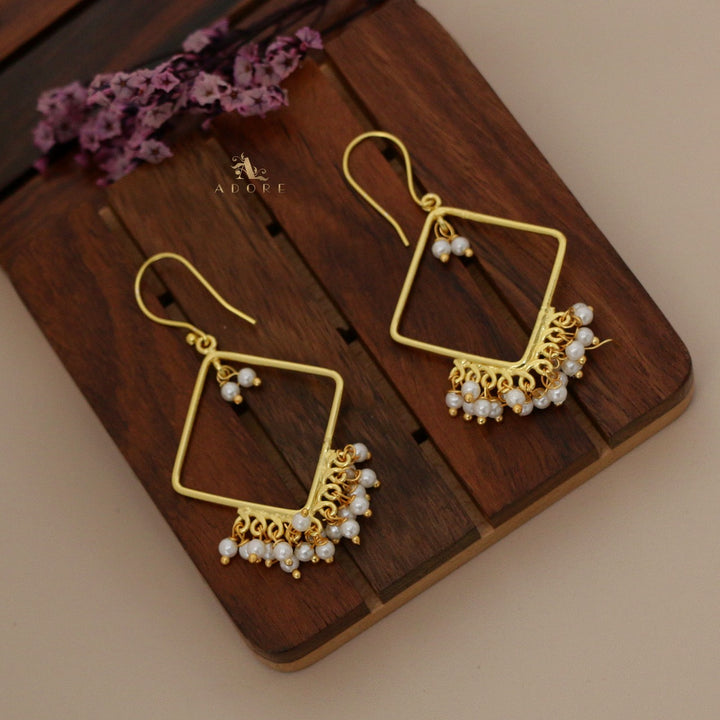 Pearly Diamond Cluster Drop