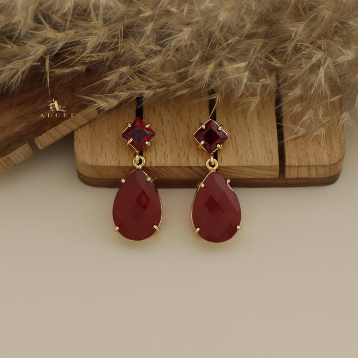 Zilora Glossy Diamond And Drop Claw Earring