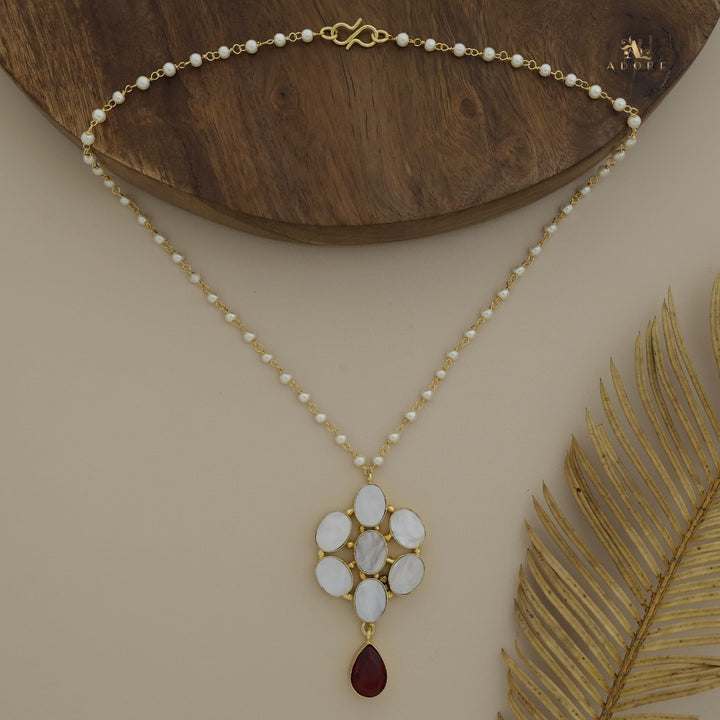 Bryony Flower MOP + Glossy Pearl Neckpiece
