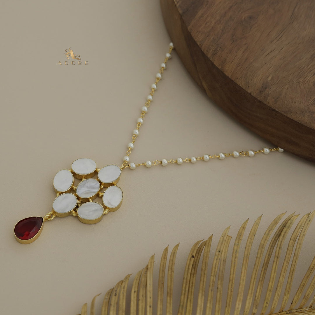 Bryony Flower MOP + Glossy Pearl Neckpiece