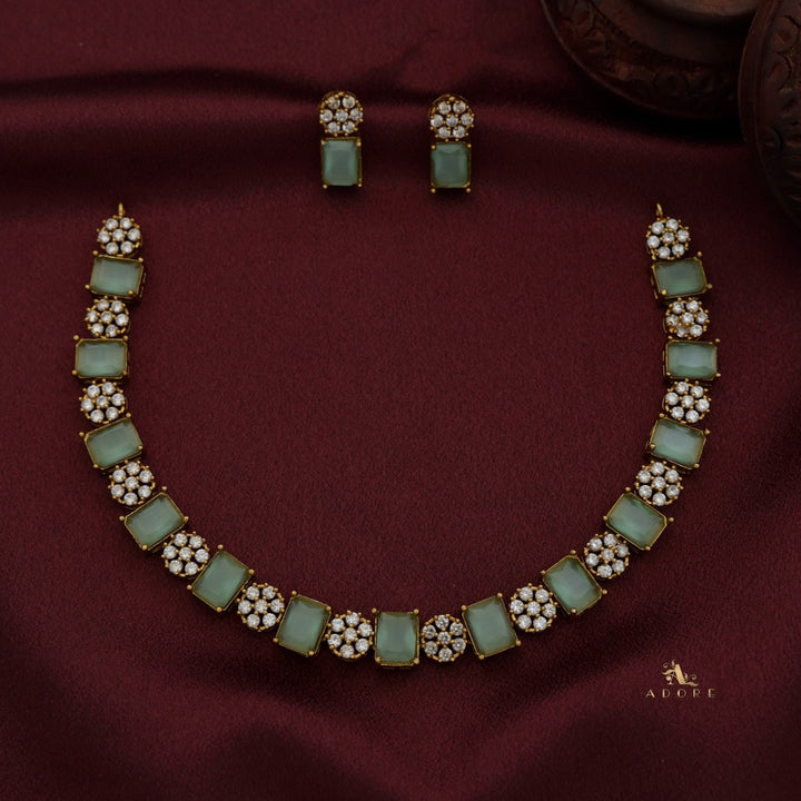 Rishabha Neckpiece With Earring
