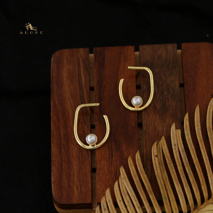 Oni Golden J Pearl Earring