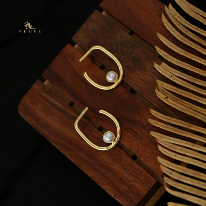 Oni Golden J Pearl Earring