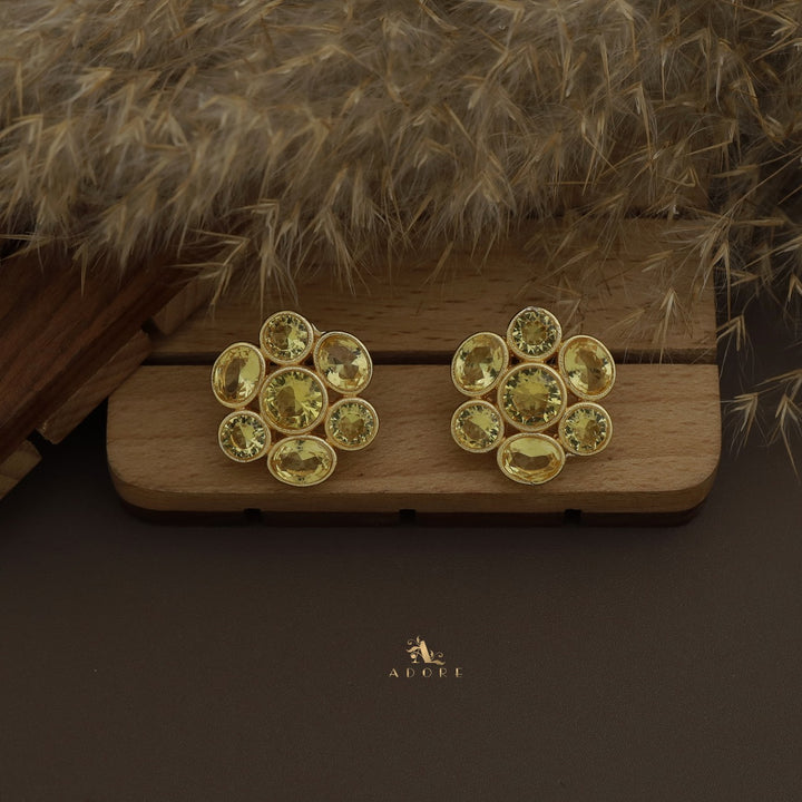 Mridhu Flower Earring