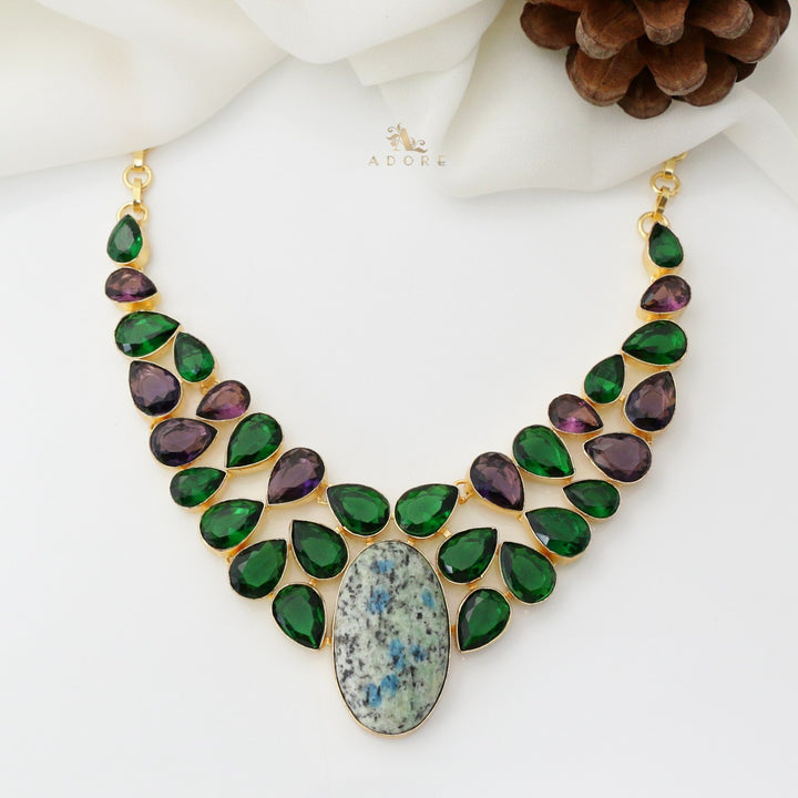 Claraa Neckpiece