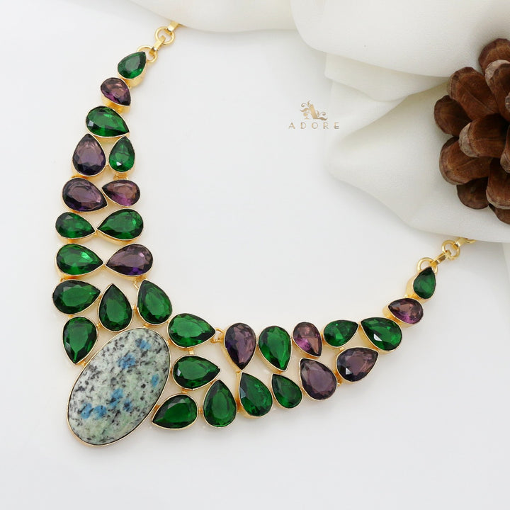 Claraa Neckpiece