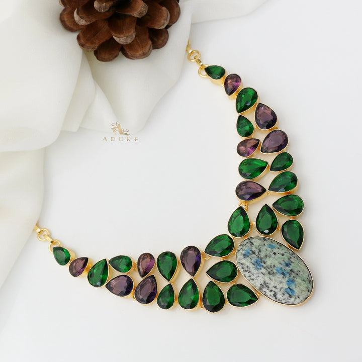 Claraa Neckpiece