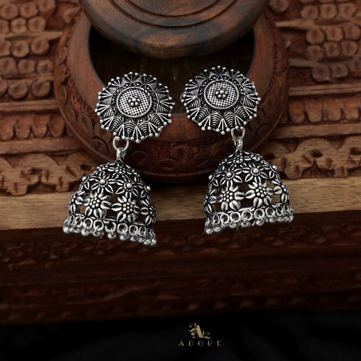 Nikitha Flower Jhumka