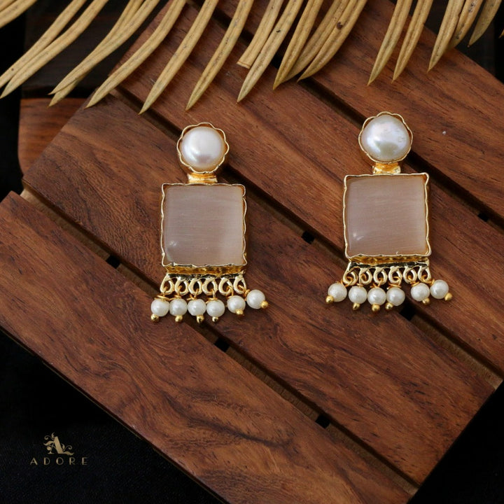 Lezza Square Glossy Pearl Earring