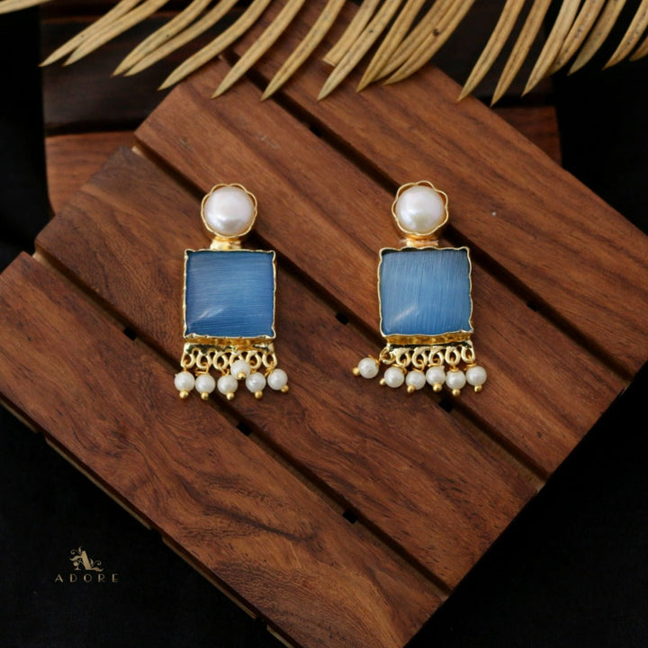 Lezza Square Glossy Pearl Earring