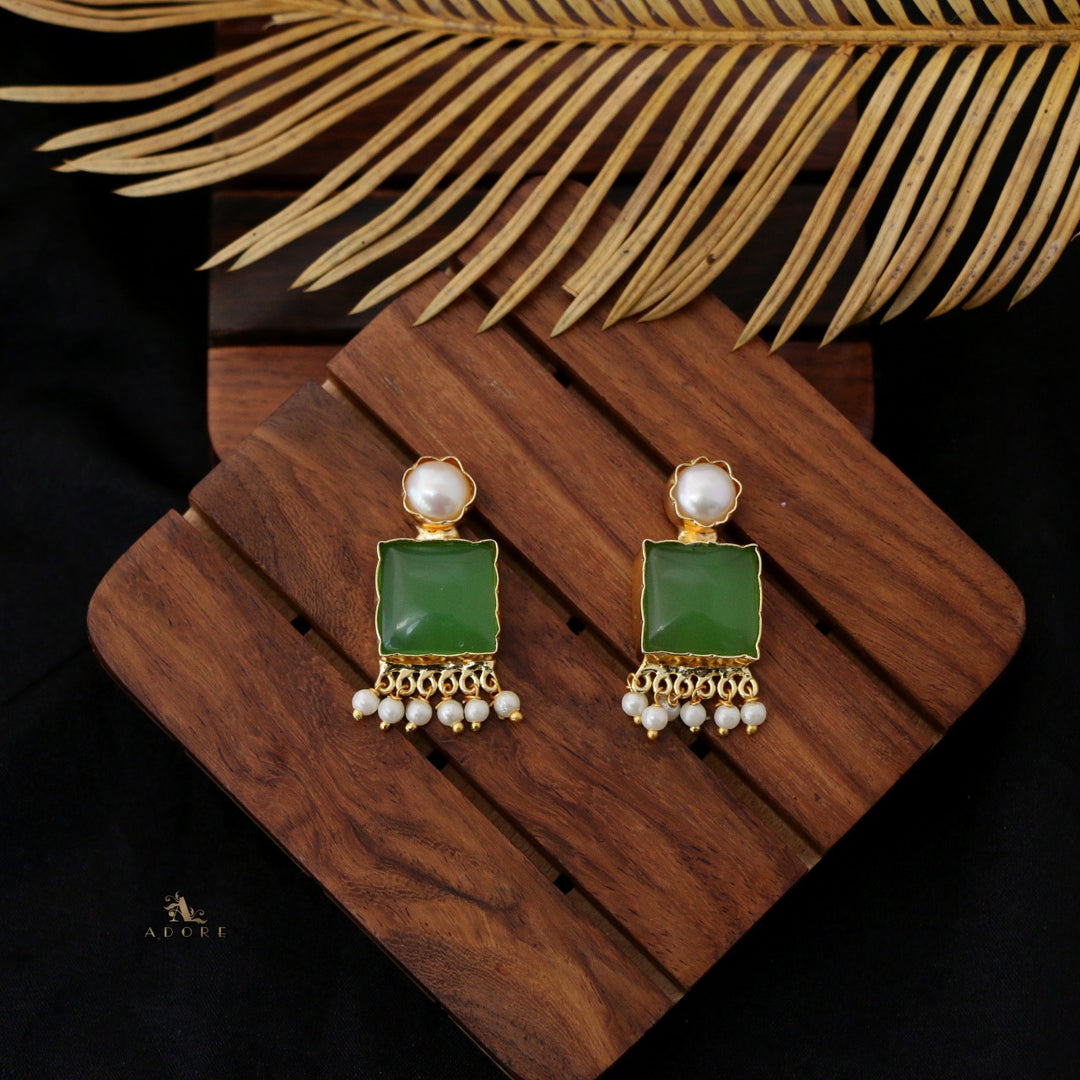 Lezza Square Glossy Pearl Earring