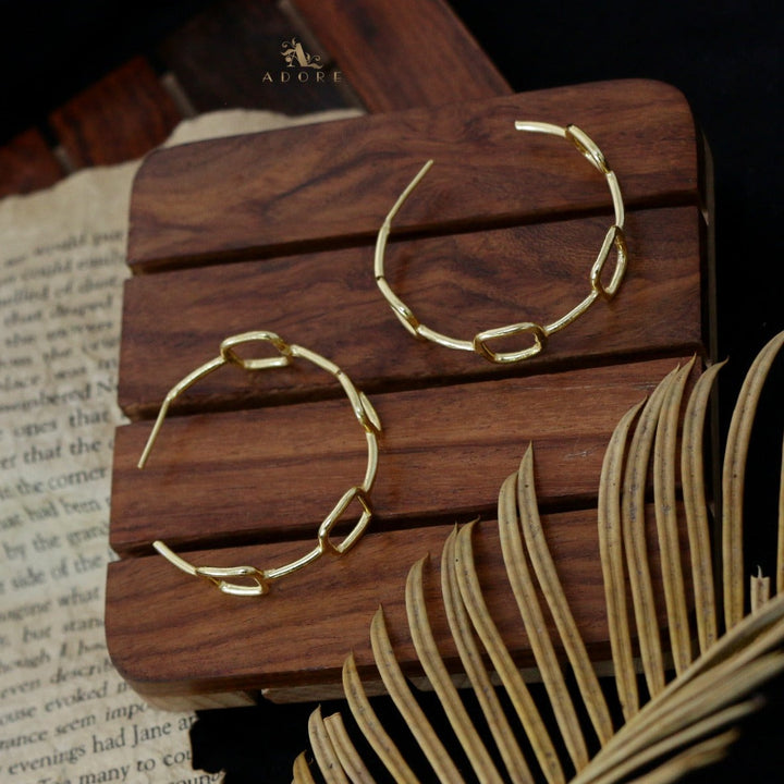 Mini Golden Verna Square Earring