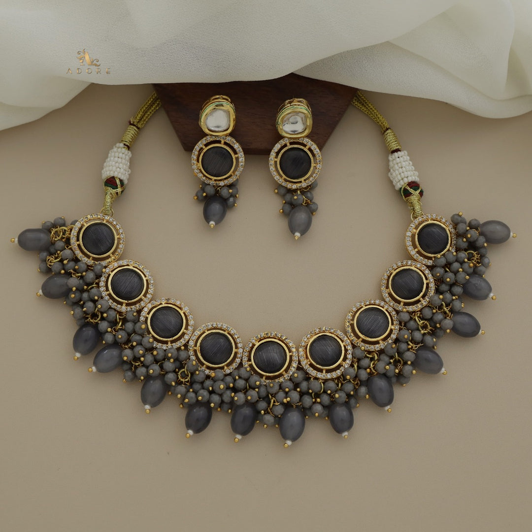 Sakshi  Kundan Neckpiece With Earring