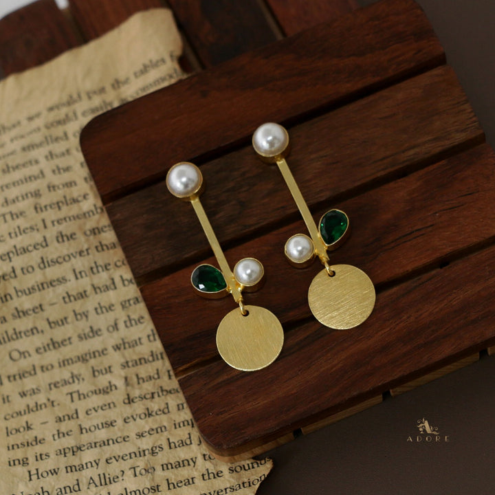 Pearly Stick Pendulum Glossy Earring