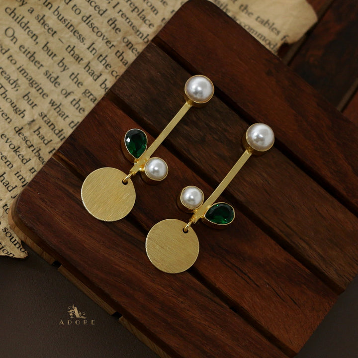 Pearly Stick Pendulum Glossy Earring