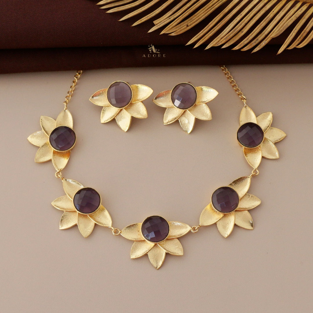 Golden Half Flower Glossy Neckpiece With Earring