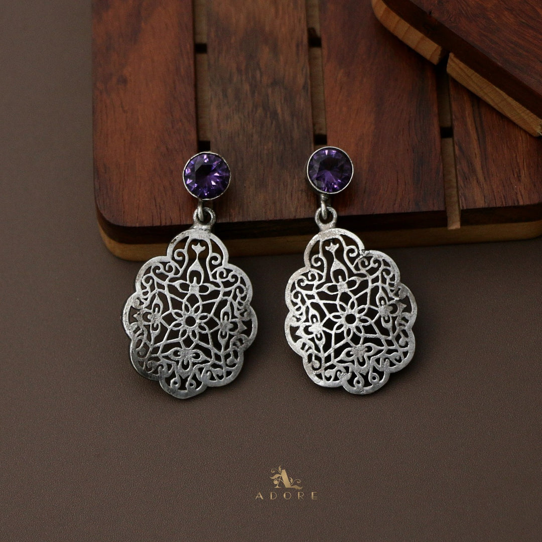 Liev Glossy Earring