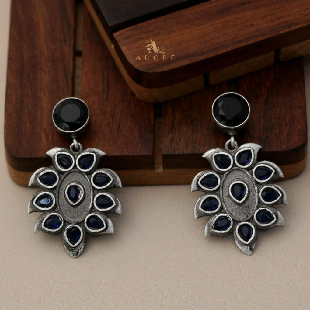 Moneva Round Glossy Earring