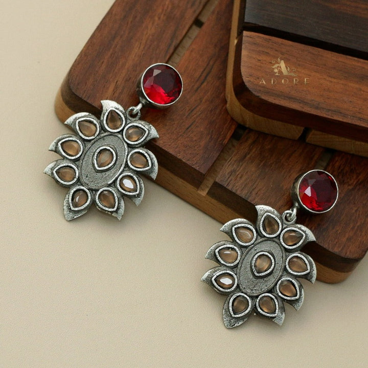 Moneva Round Glossy Earring