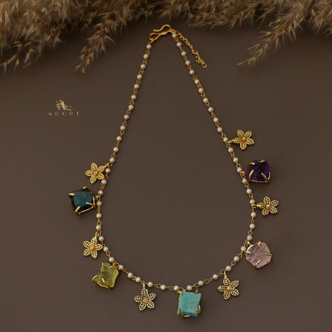 5 Raw Stone + Flower Carly Pearl Neckpiece
