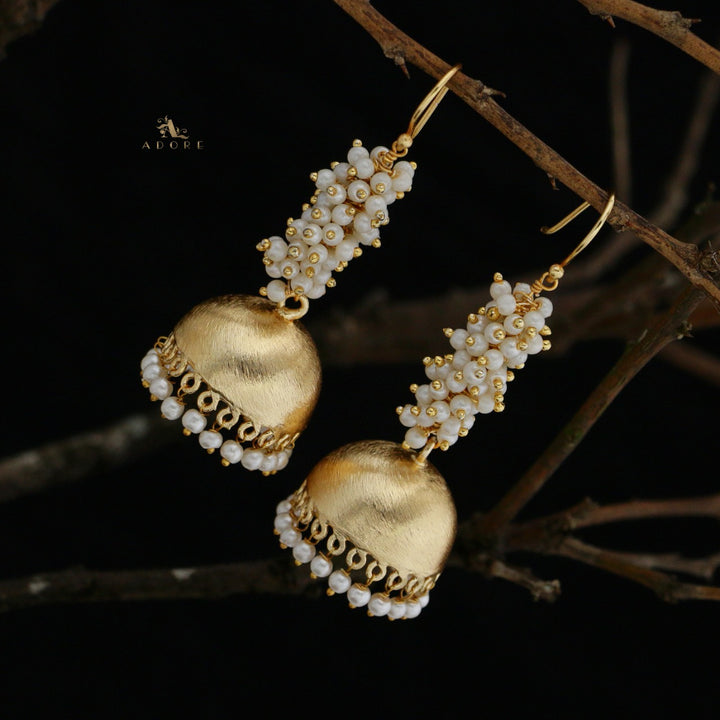 Nashwa Cluster Pearl Jhumka Drop