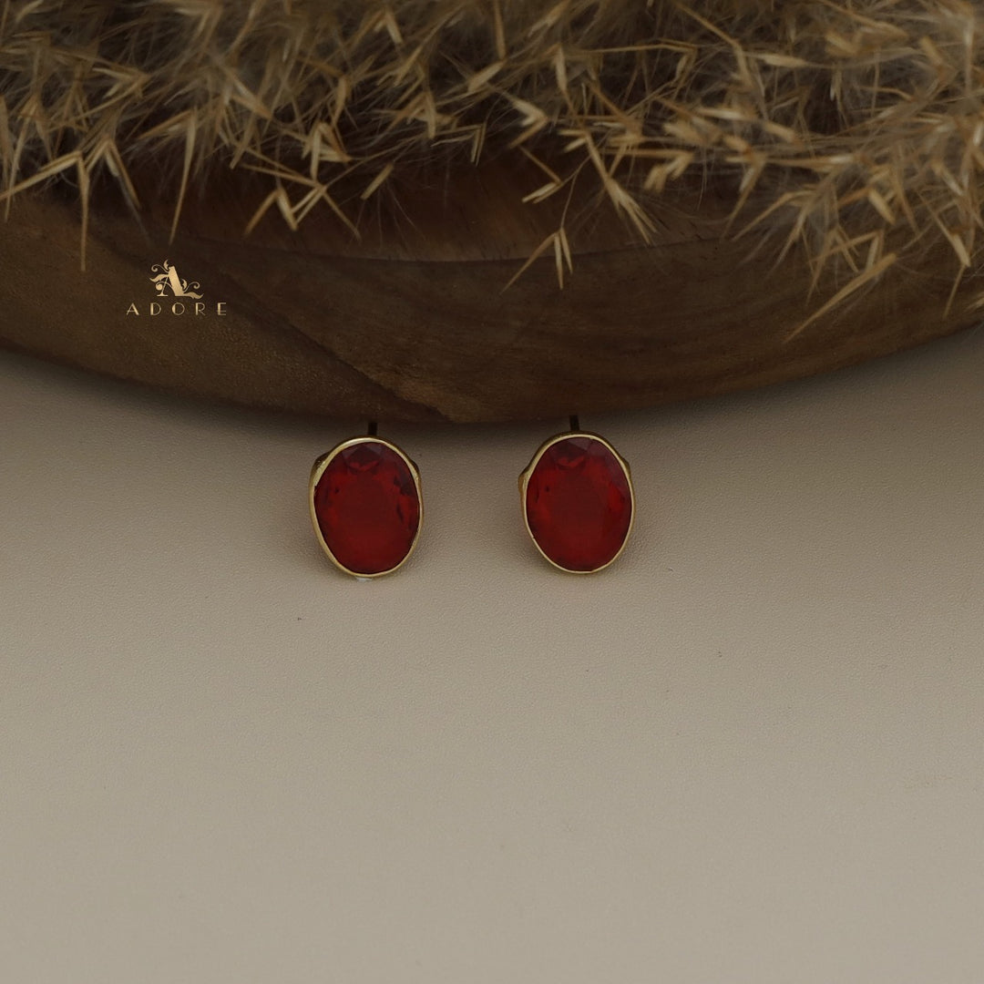 Golden Agneya Glossy Oval Round Neckpiece With Stud