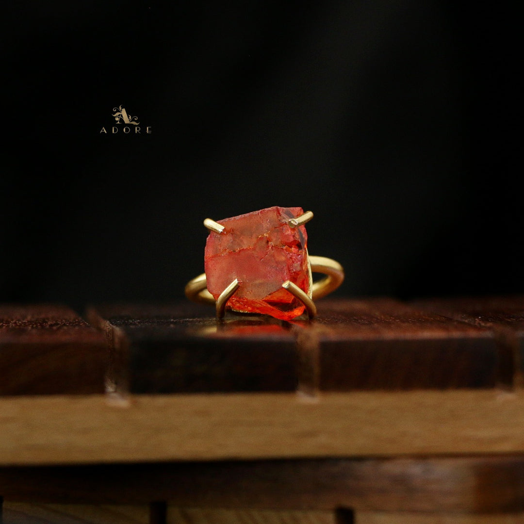 Dilrupa Raw Stone Ring