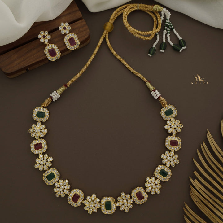 Iridessa Glossy Neckpiece With Earring