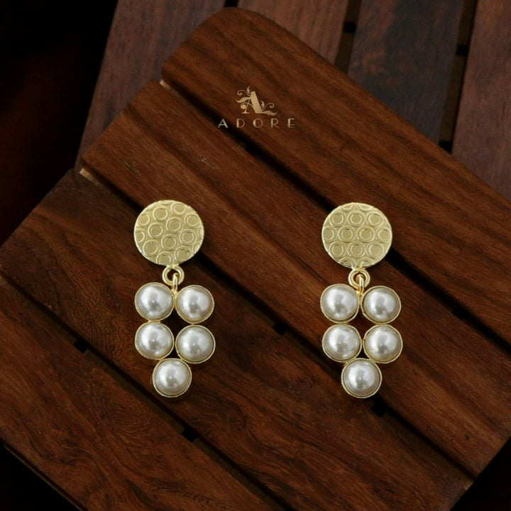 Linta Pearly Grape Golden Circle Earring