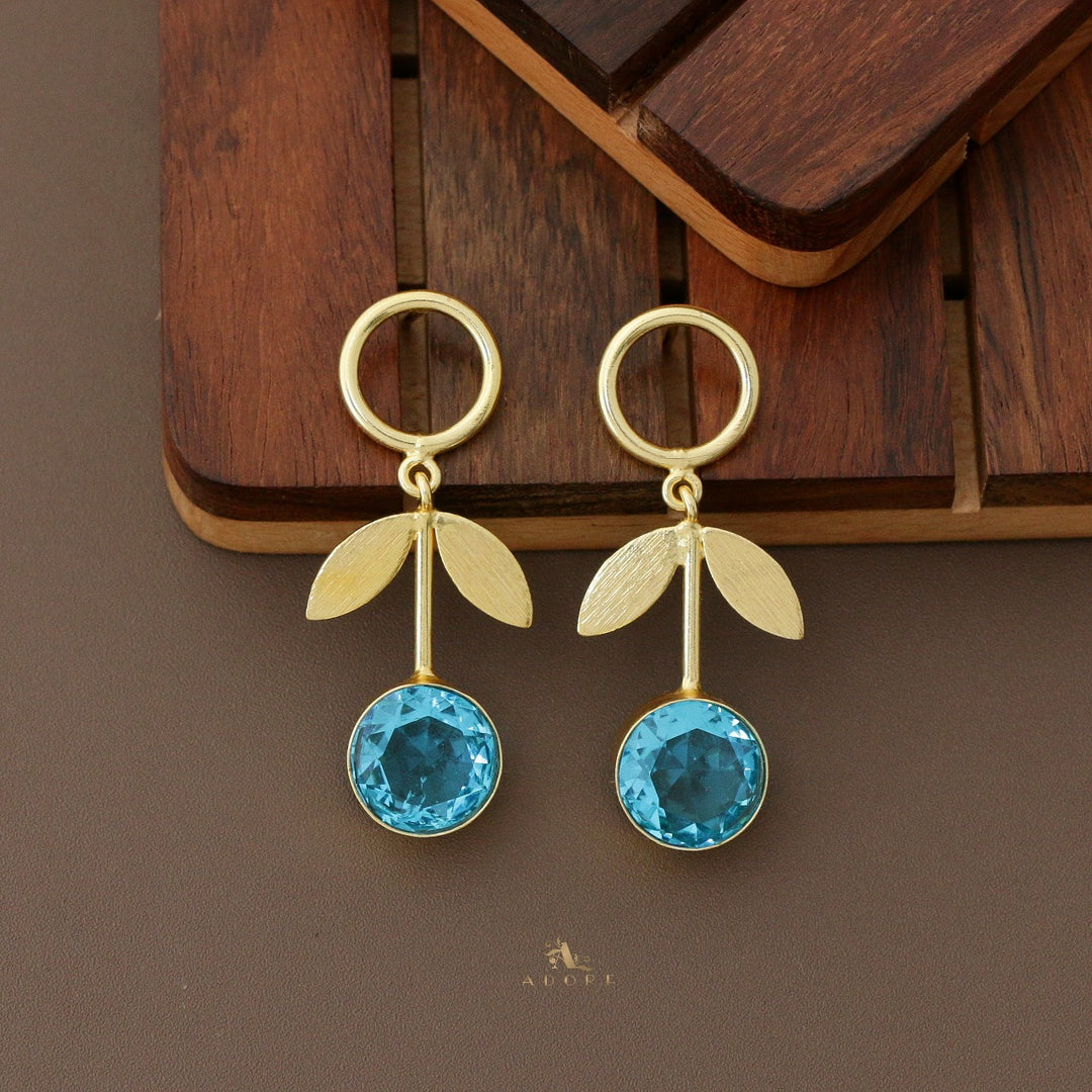 Glossy Round Leafy Stick Earring