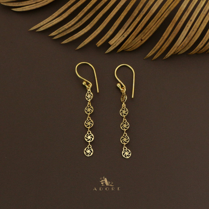 Taral Golden Chain Neckpiece With Drop