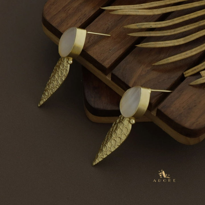 Mop Drop Babble Bar Earring