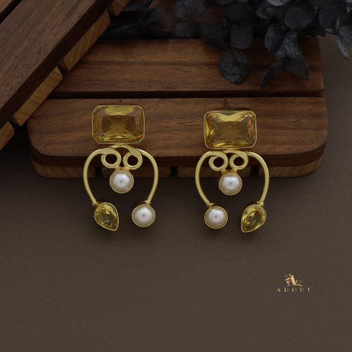 Vivian Pearl Glossy Rectangle Earring