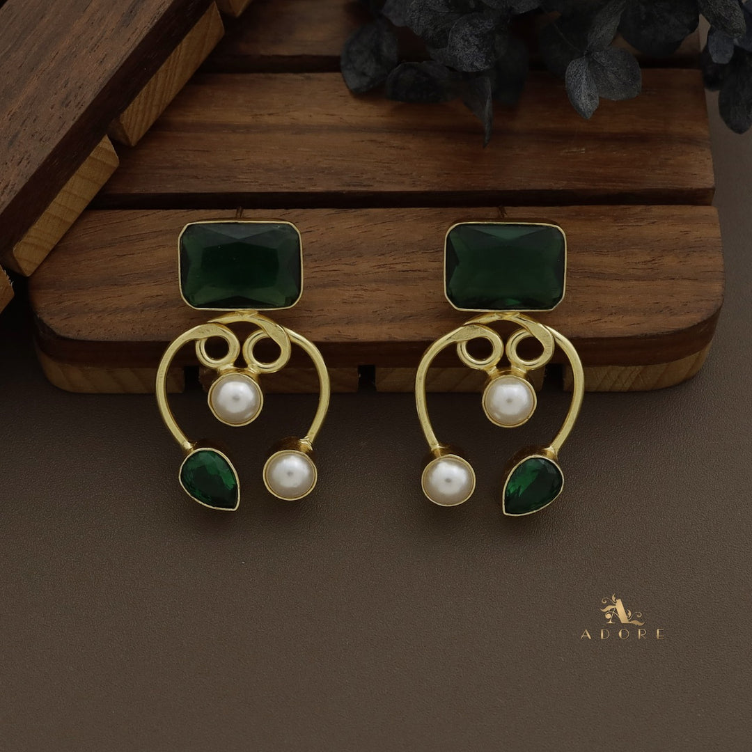 Vivian Pearl Glossy Rectangle Earring