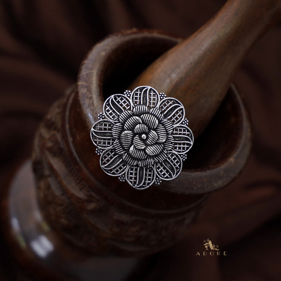 Shaloma Flower Ring