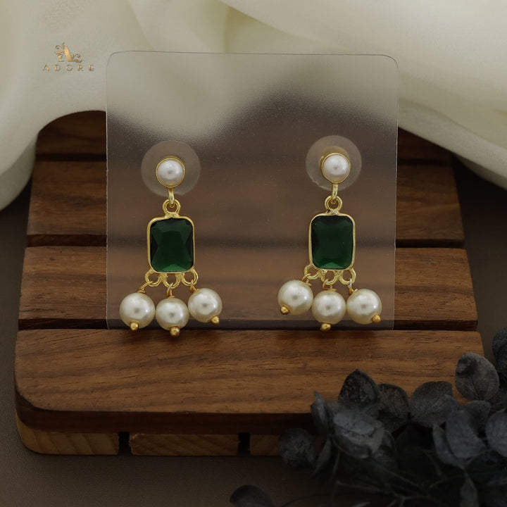 Brenna Rectangle Glossy Pearls Earring