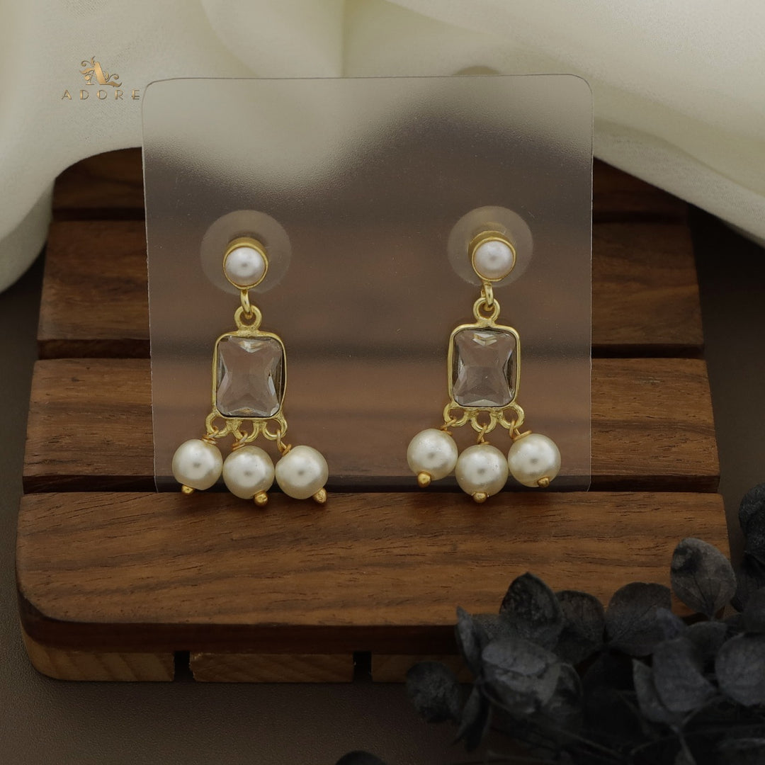 Brenna Rectangle Glossy Pearls Earring