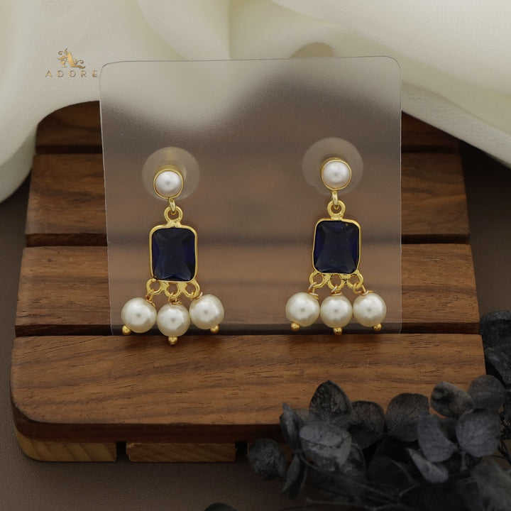 Brenna Rectangle Glossy Pearls Earring