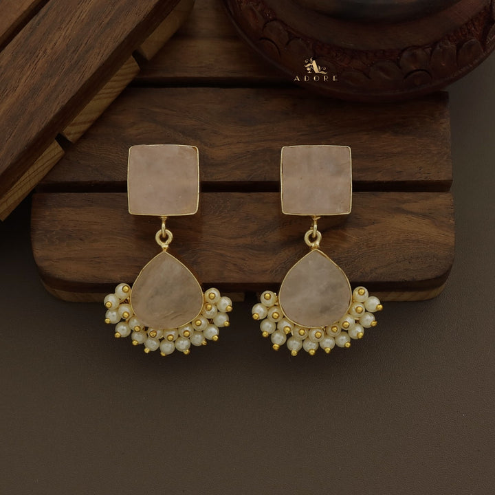 Lowena Raw Stone Cluster Pearl Earring