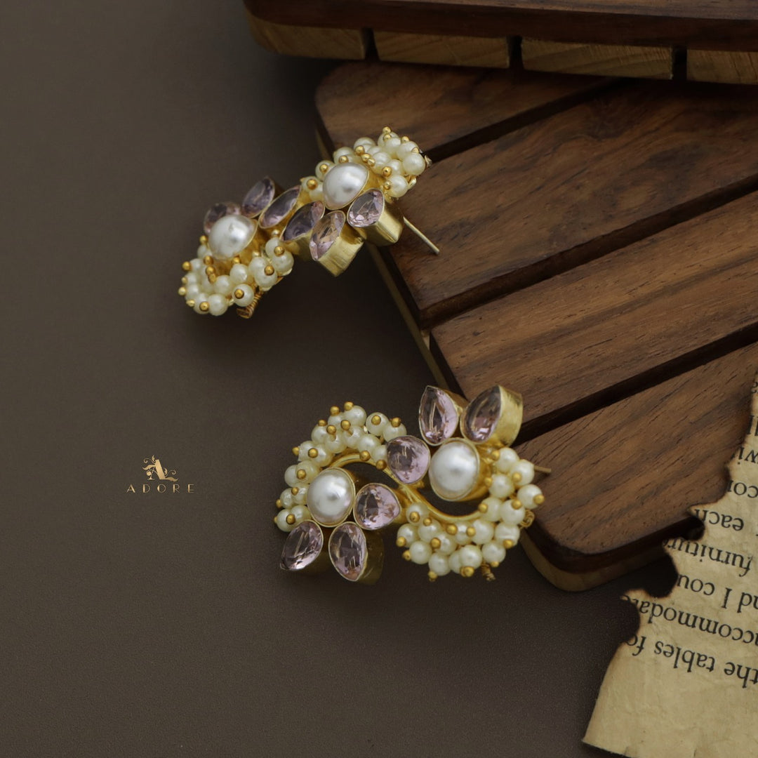 Glossy Flora Clustered Pearl Earring