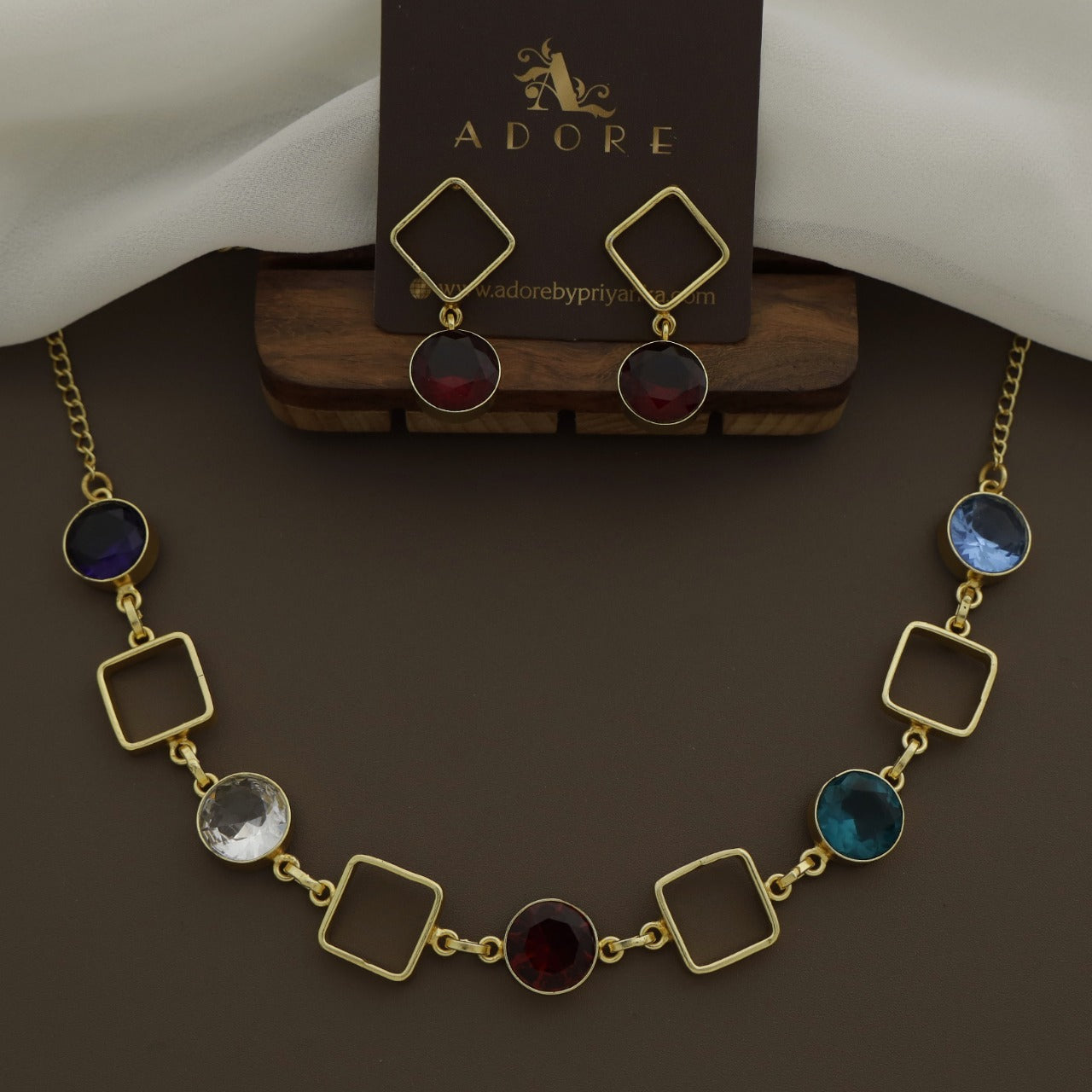 Multicolour Glossy 4 Square Neckpiece With Earring