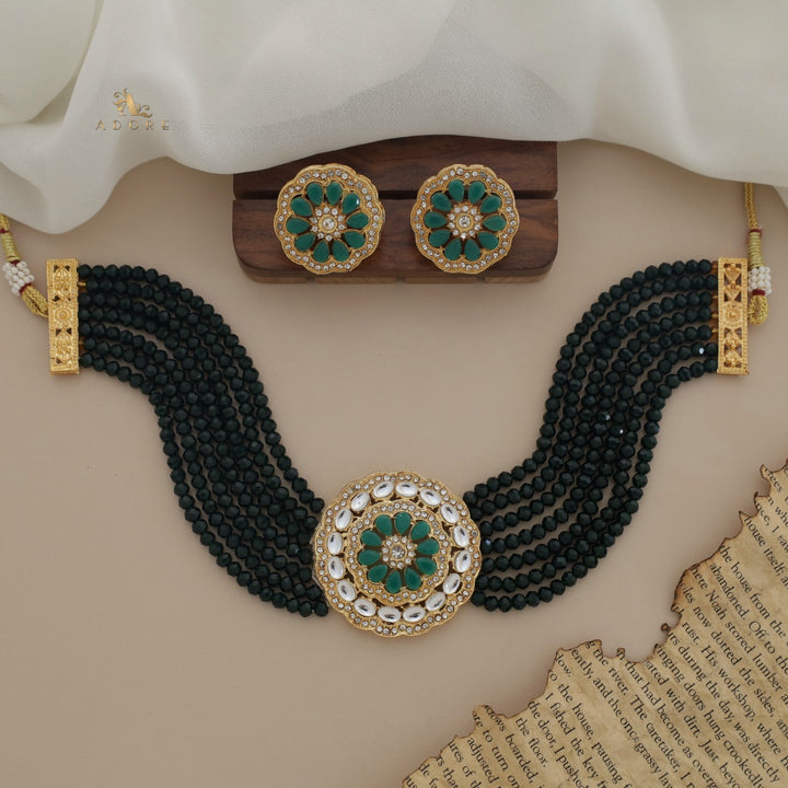Darmika Choker With Earring