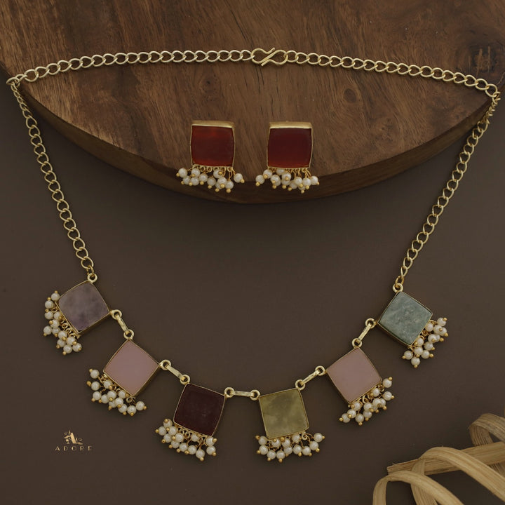 Rozvia Raw Stone Square Cluster Pearl Neckpiece With Earring