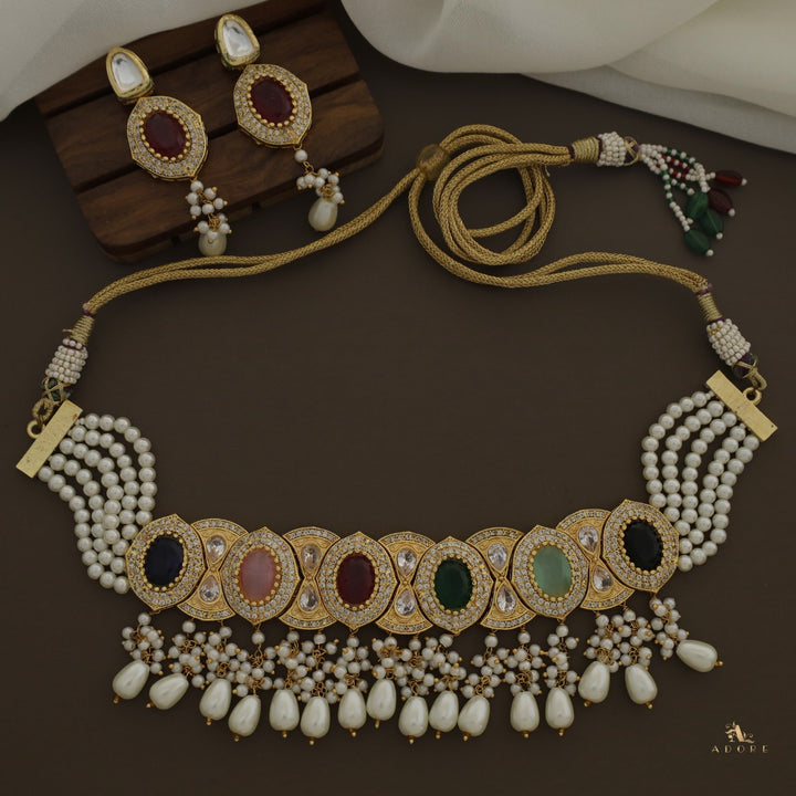 Taruni Kundan Choker With Stud
